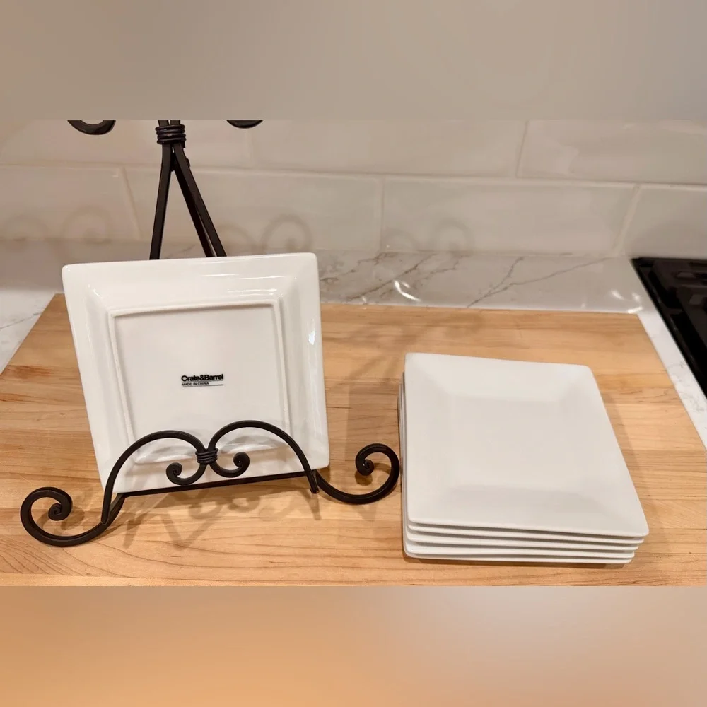 Set of 6 ~ Crate And Barrel ~ White Appetizer Plates Tapas  ~ 6